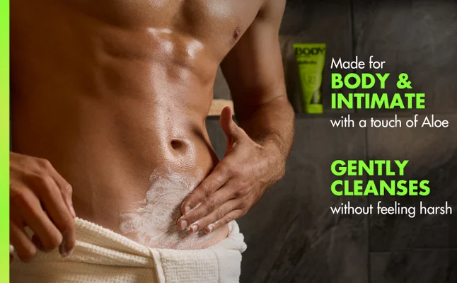 Man applying the GilletteLabs Body 2in1 Shave Cream + Cleanser to his lower stomach.