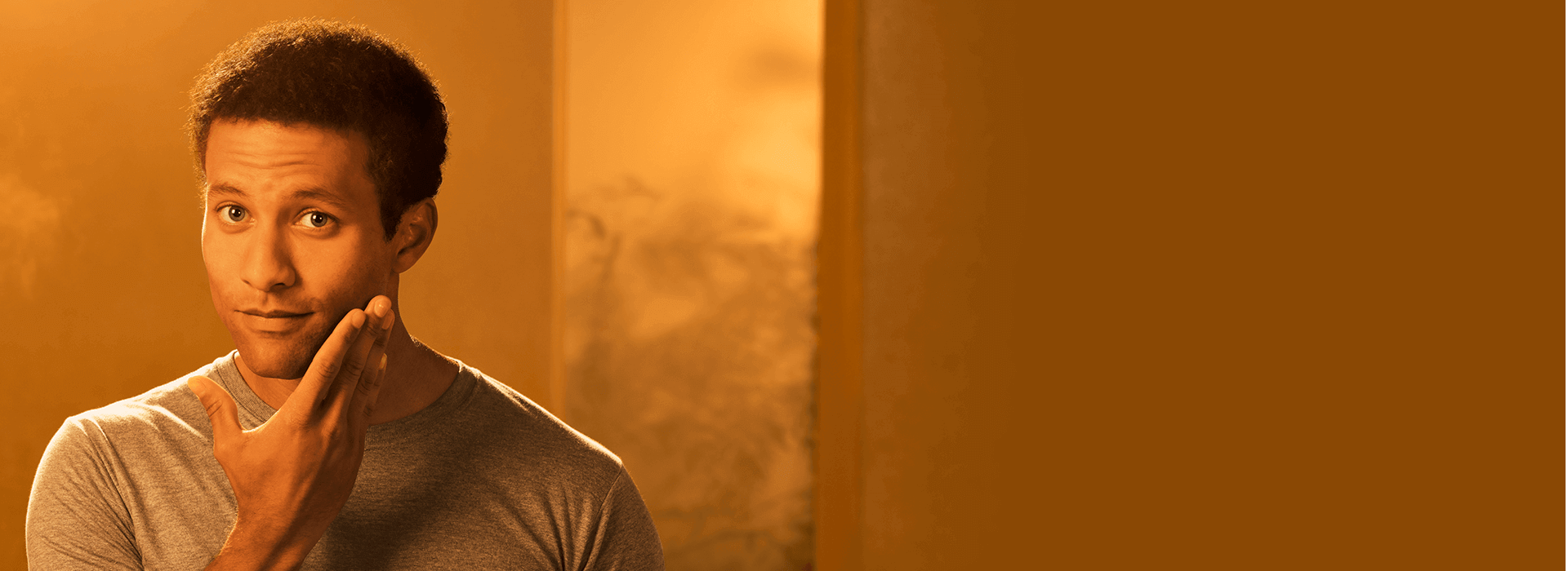 Man Holding Gillette Heated Razor | Gillette Labs UK