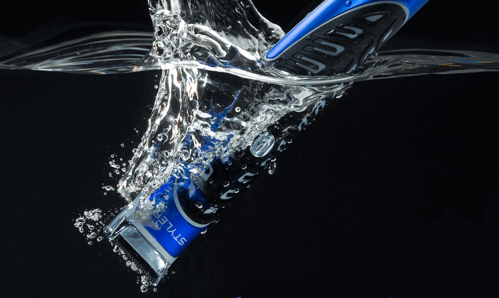 Beard Trimmer & Styler in Water