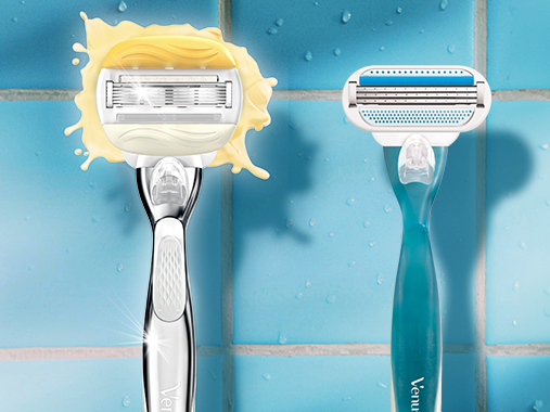 Two Venus razors side by side